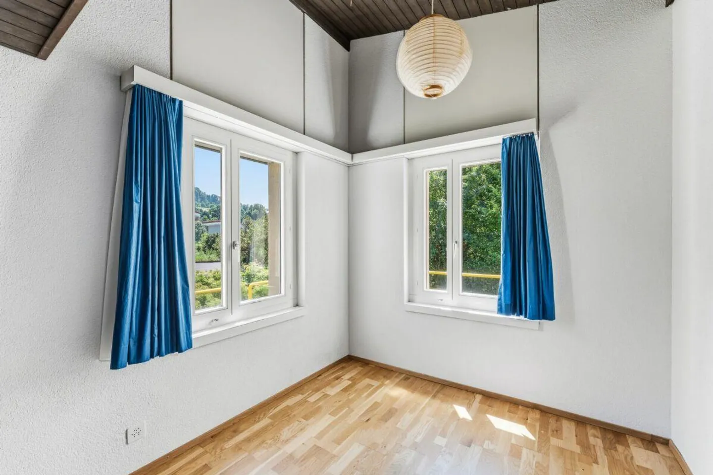 Ampia casa unifamiliare con studio in una posizione molto tranquilla - Foto 8 di 12