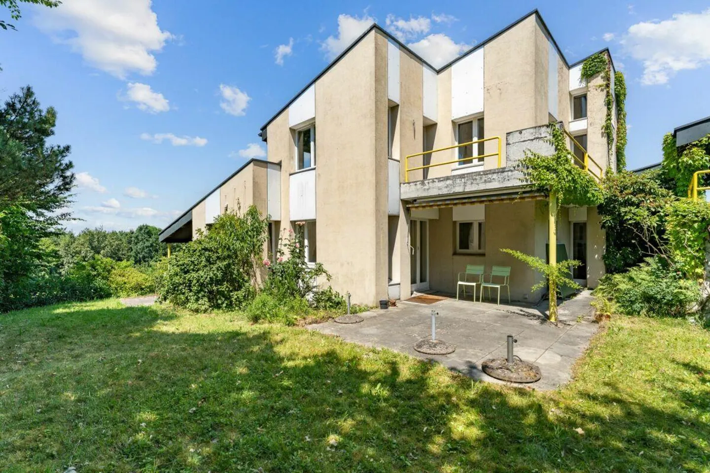 Ampia casa unifamiliare con studio in una posizione molto tranquilla - Foto 10 di 12