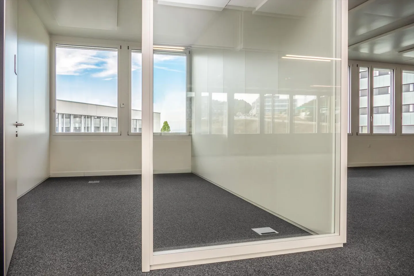 Office - Photo 8 of 8