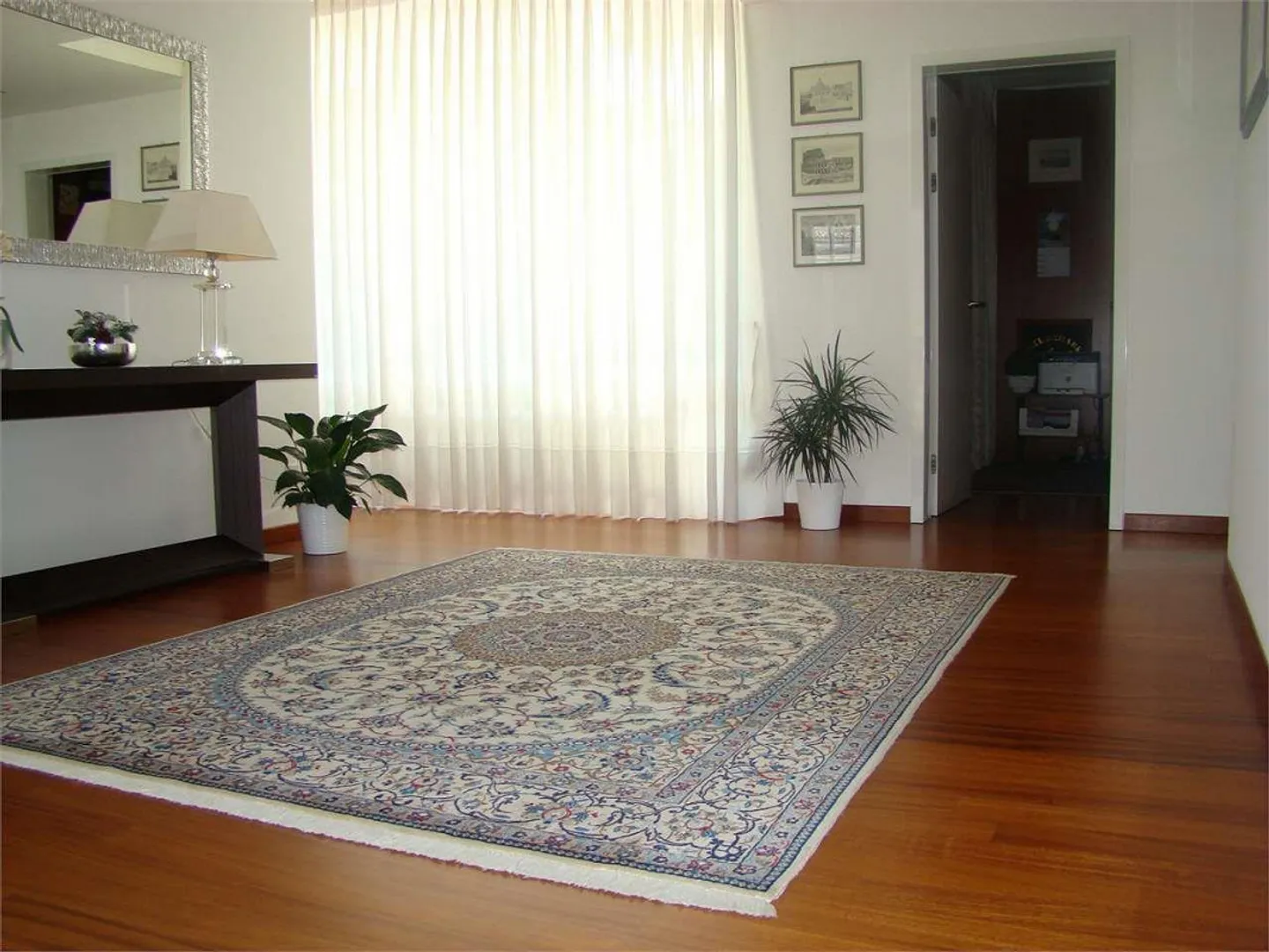 Porza Villa on one floor, elegant and discreet - Photo 6 of 13