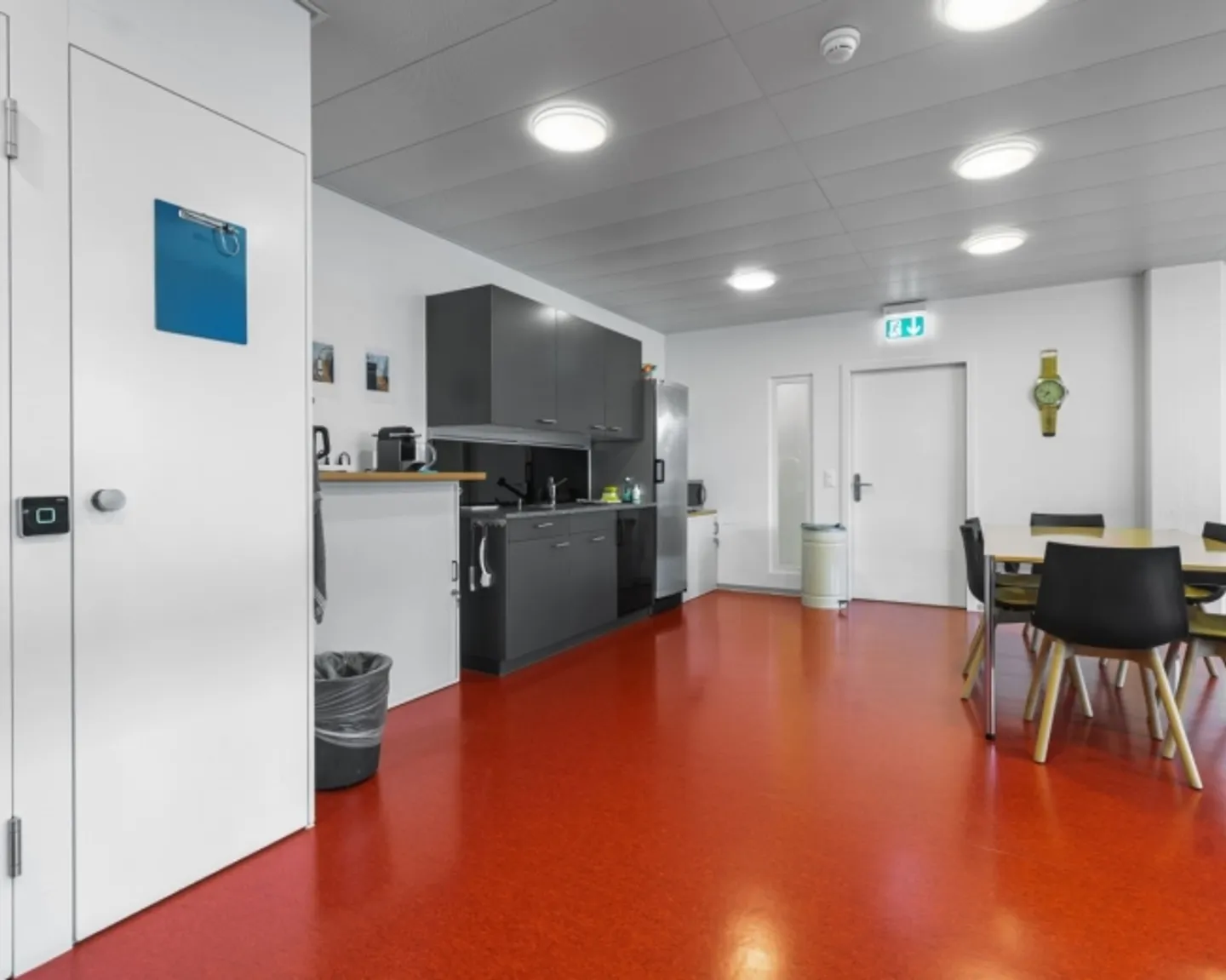 From 340 m² - versatile office and commercial spaces - Photo 8 of 10