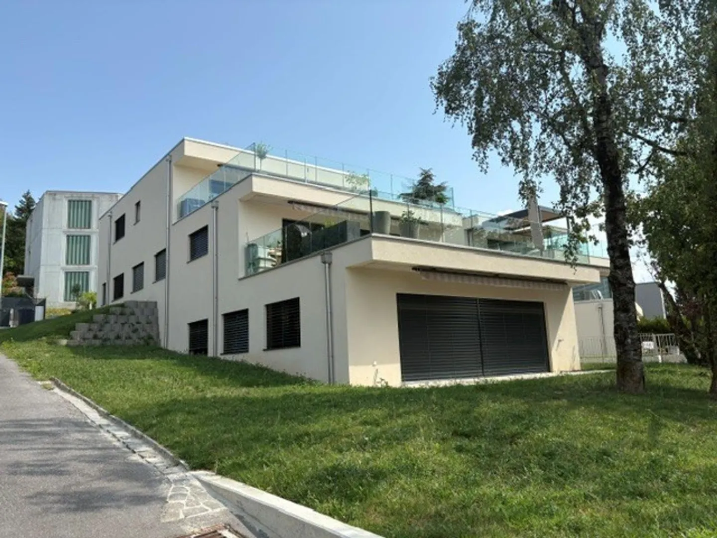 Bella posizione Magnifico 3 1/2 locali con terrazza e giardino. - Foto 1 di 9