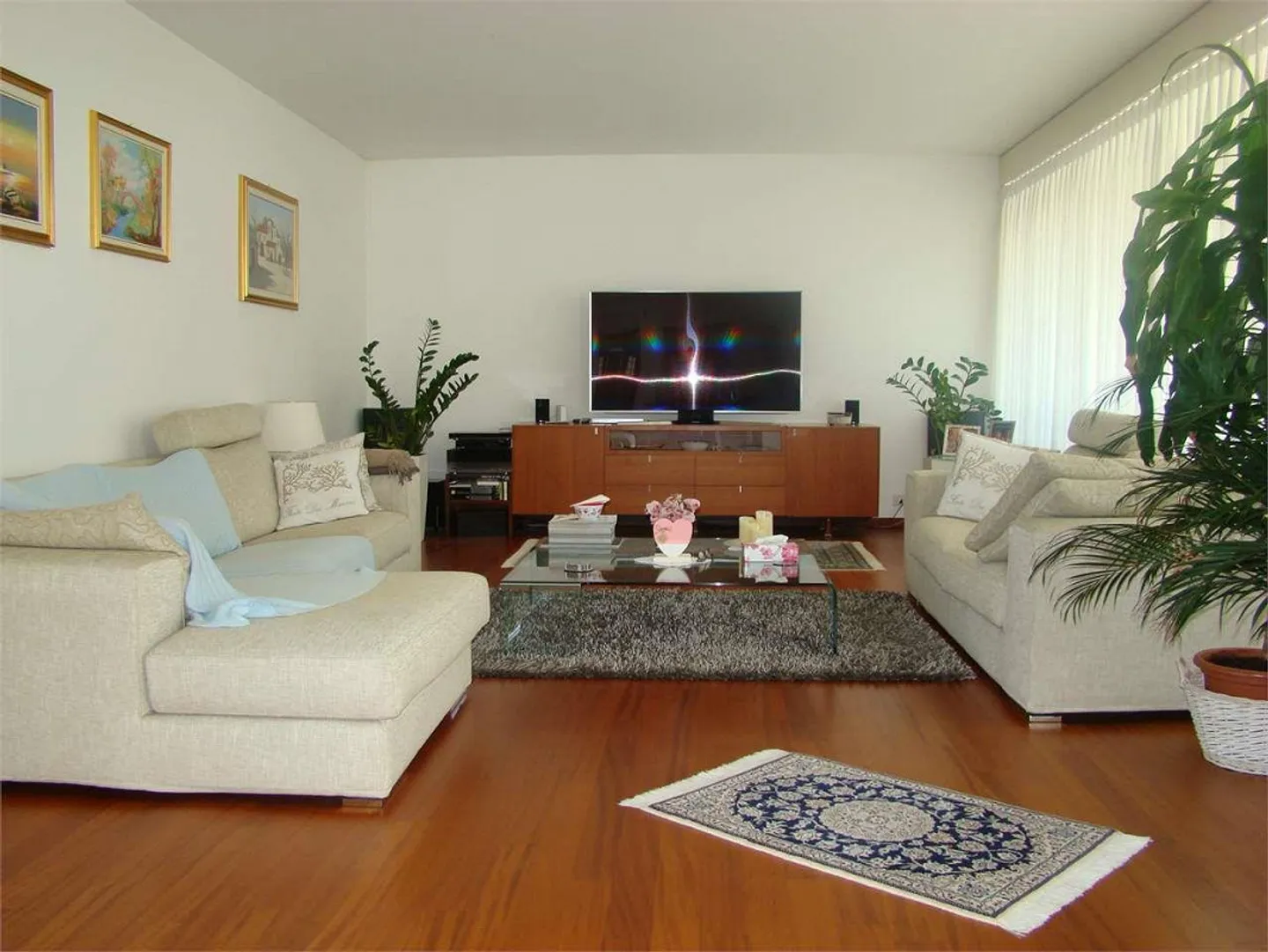 Porza Villa on one floor, elegant and discreet - Photo 7 of 13