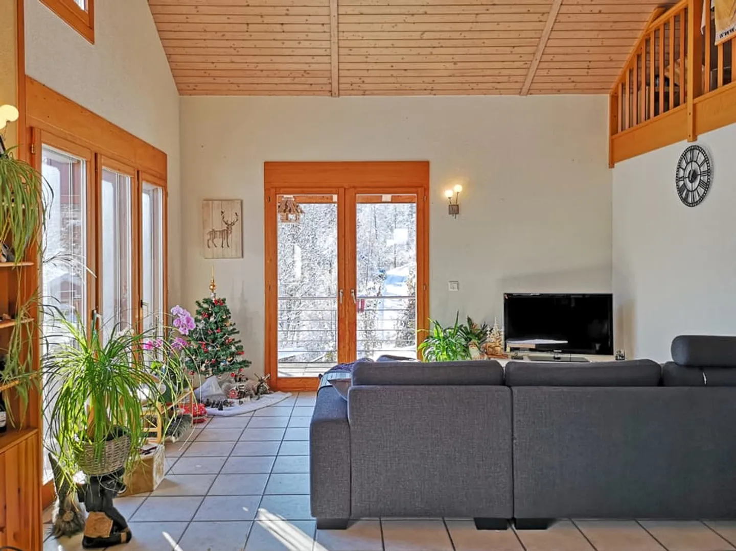 Spacieux villa-chalet de 4œ pièces, au calme absolu - Foto 4 di 11