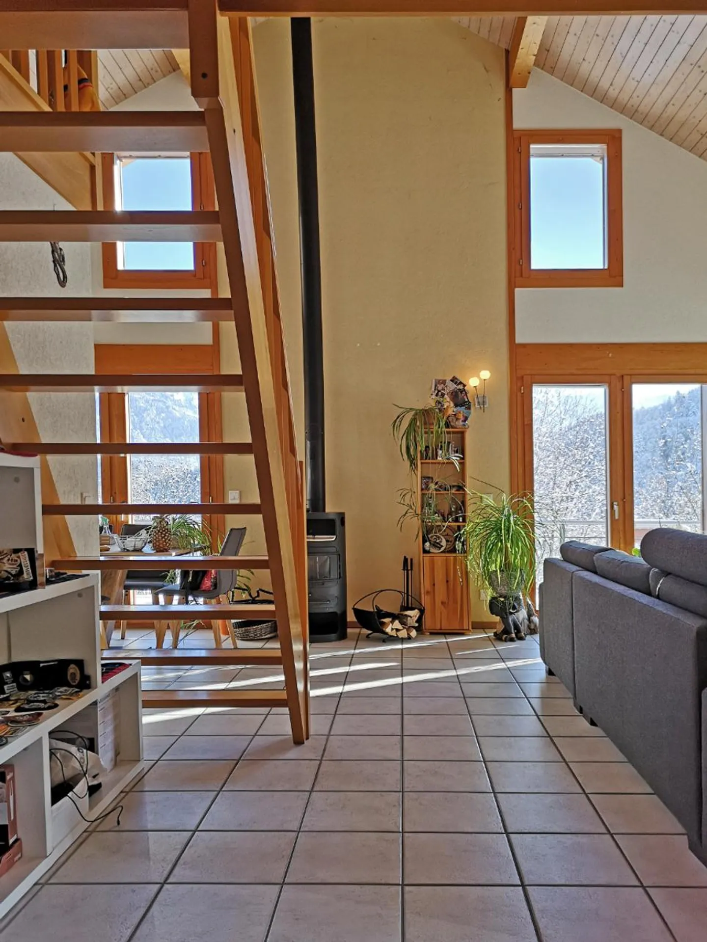 Spacieux villa-chalet de 4œ pièces, au calme absolu - Foto 6 di 11