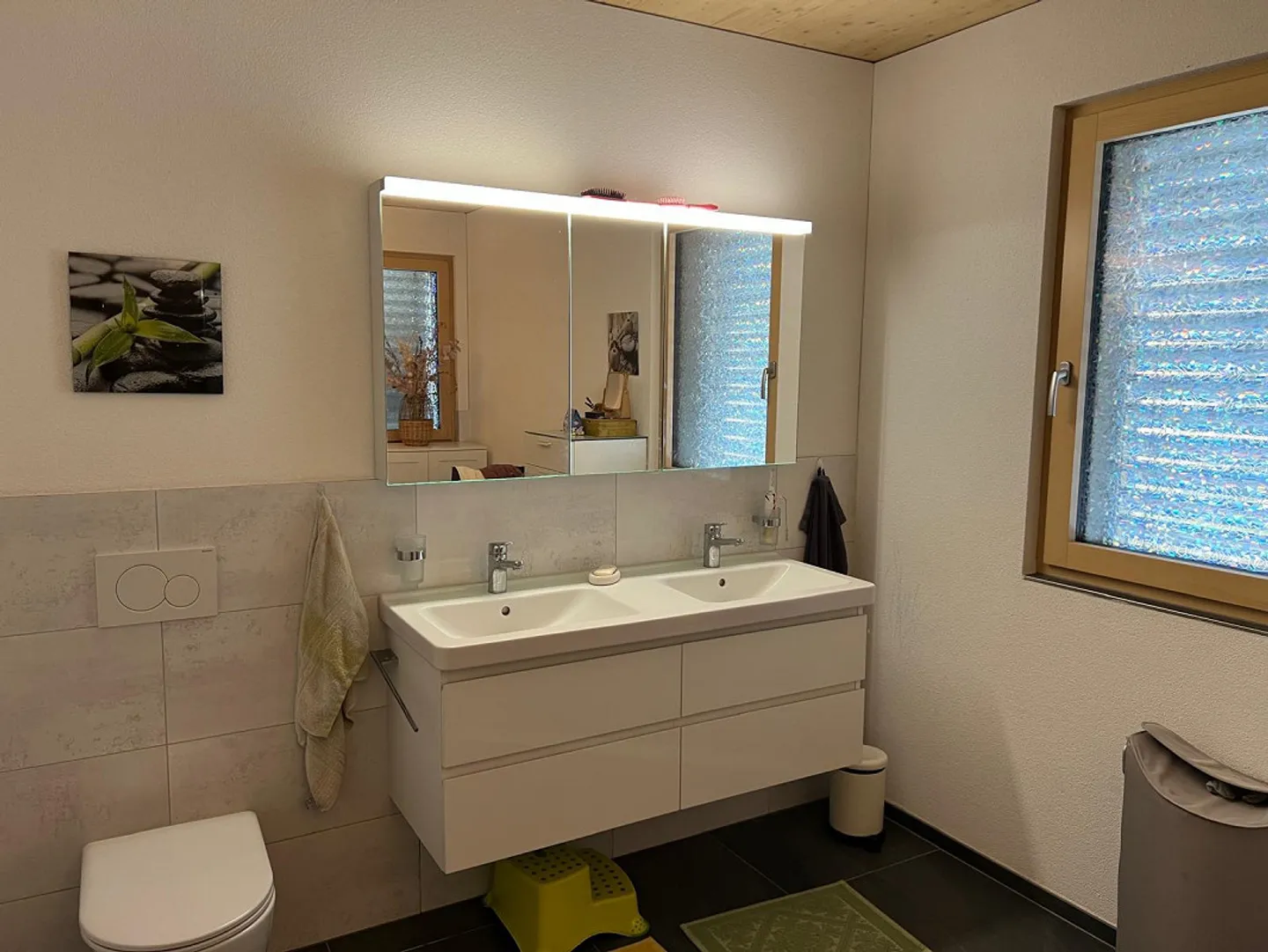 Moderne Wohnung mit grosser Terrasse - Foto 8 von 14
