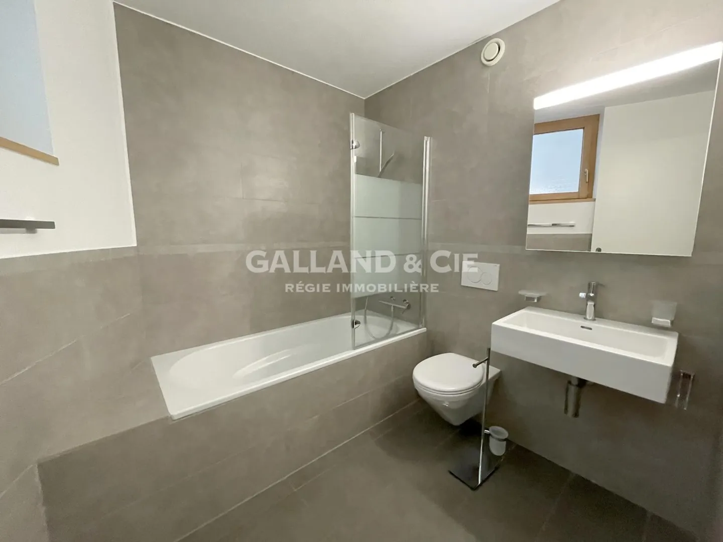 Appartamento con 3 locali - Foto 4 di 5