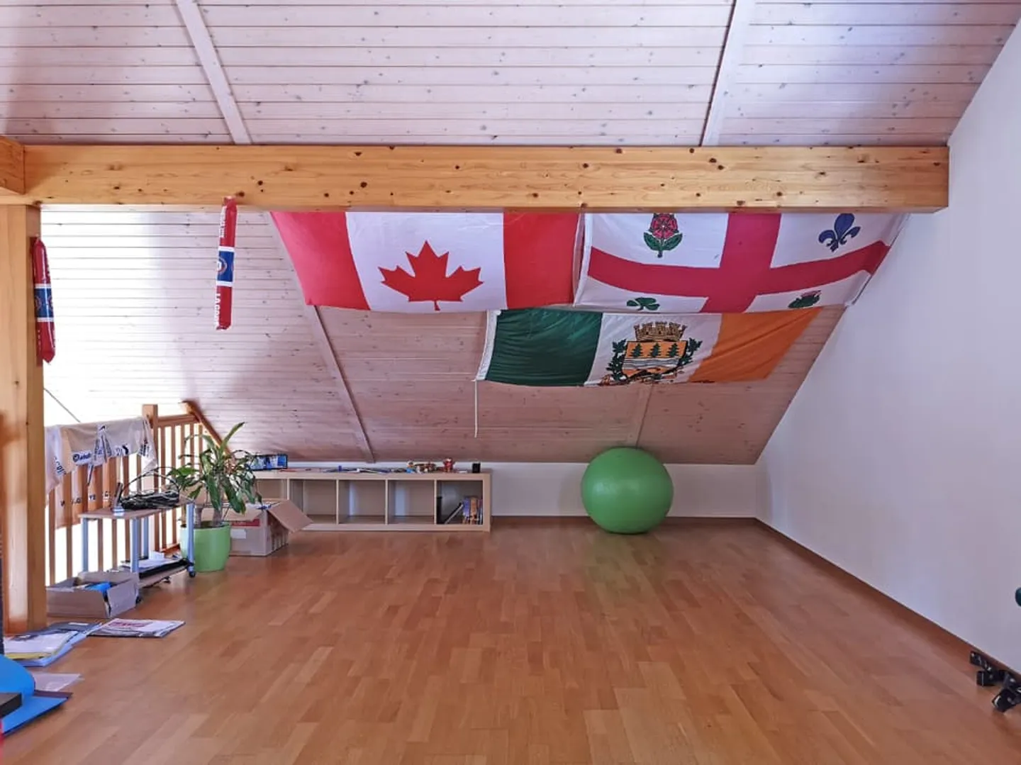 Spacieux villa-chalet de 4œ pièces, au calme absolu - Foto 9 di 11