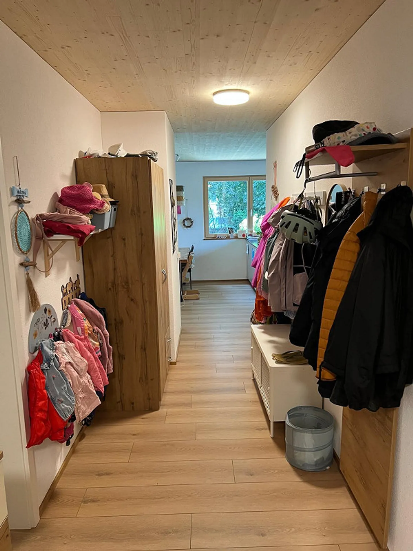 Moderne Wohnung mit grosser Terrasse - Foto 13 von 14