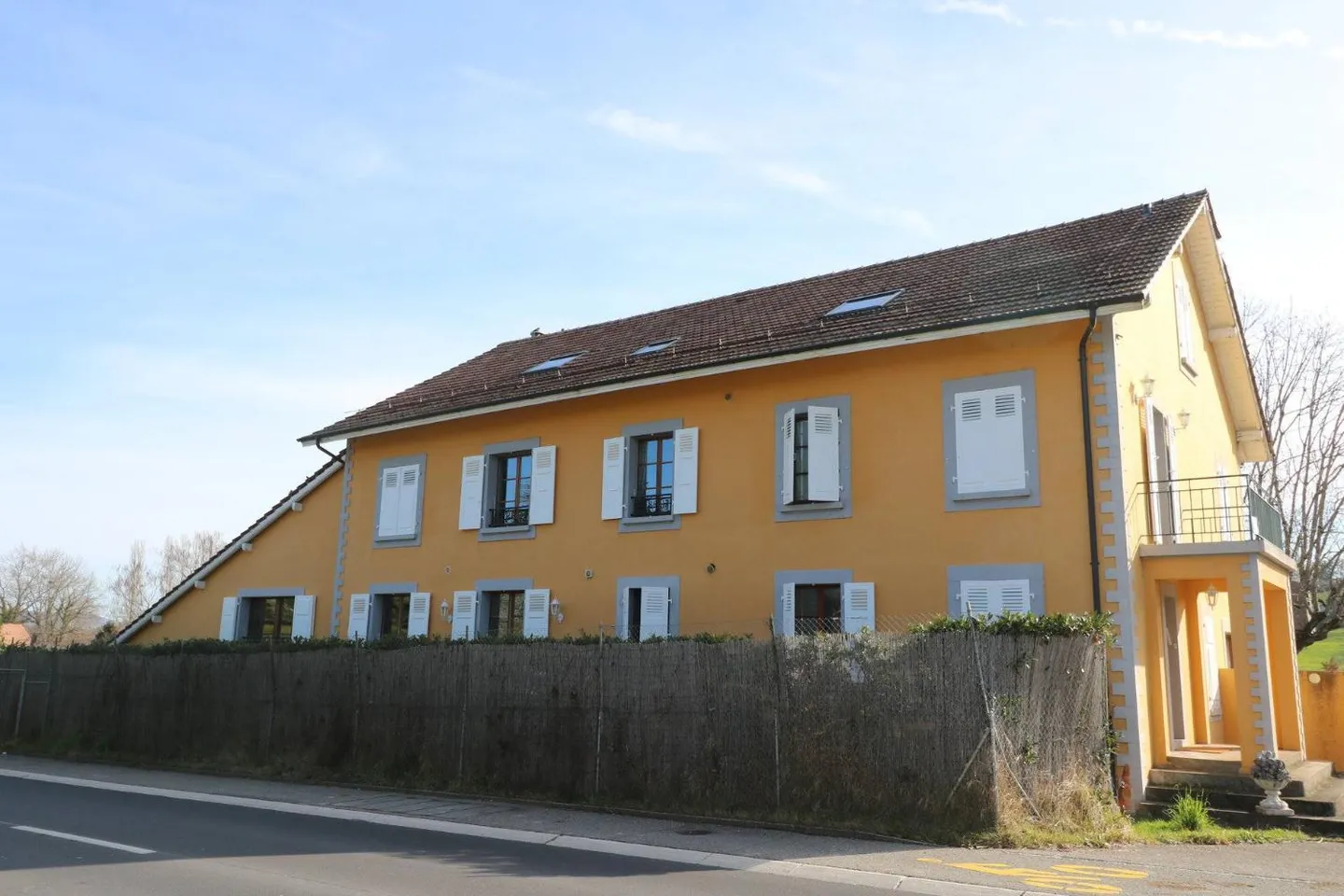 Villa 16 stanze - Foto 1 di 2