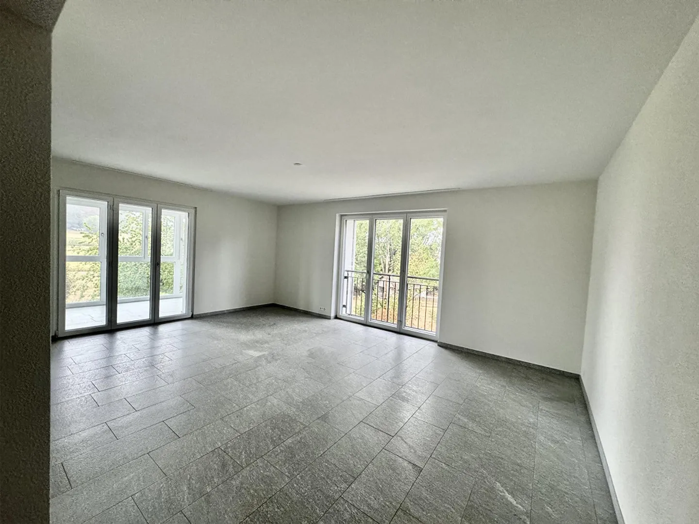 Appartement de 4,5 pièces avec jardin d'hiver - Photo 1 sur 19