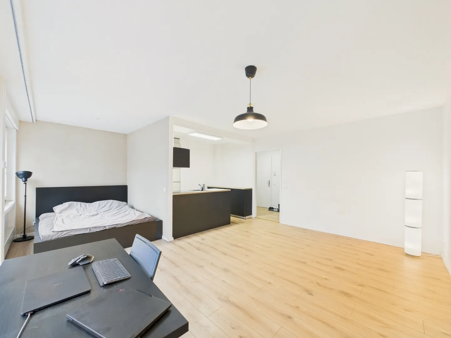 Quiet 1.5-room apartment with practical parking space, Zurich - Photo 5 of 10