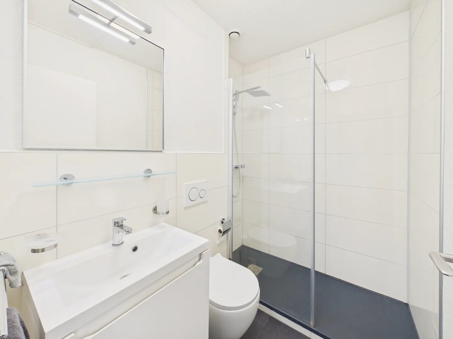 Quiet 1.5-room apartment with practical parking space, Zurich - Photo 8 of 10