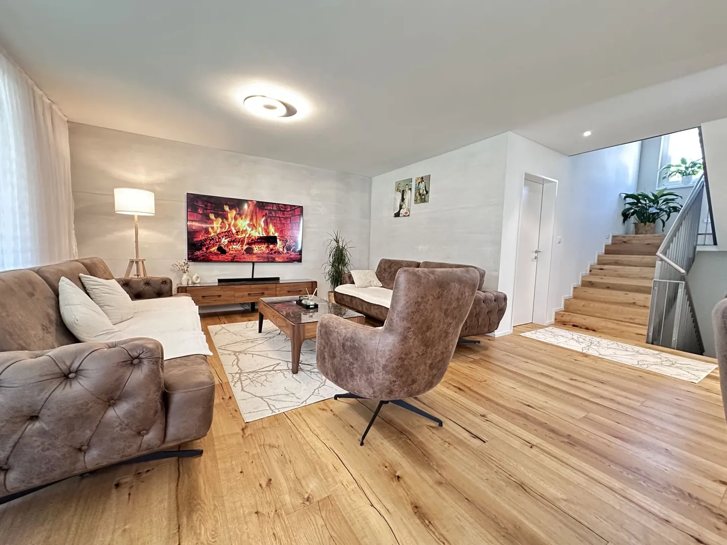 5.5 Zimmer Reihenhaus - Foto 1 von 14