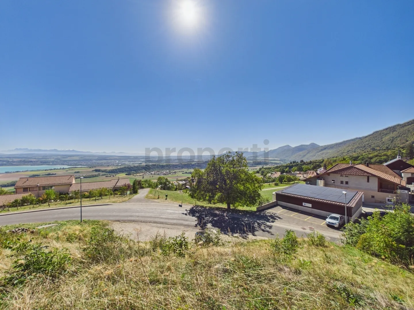 Terreno edificabile di 901 m² nel centro del villaggio, Progetto approvato per 2 appartamenti, Possibilità di lotto individuale - Foto 5 di 6