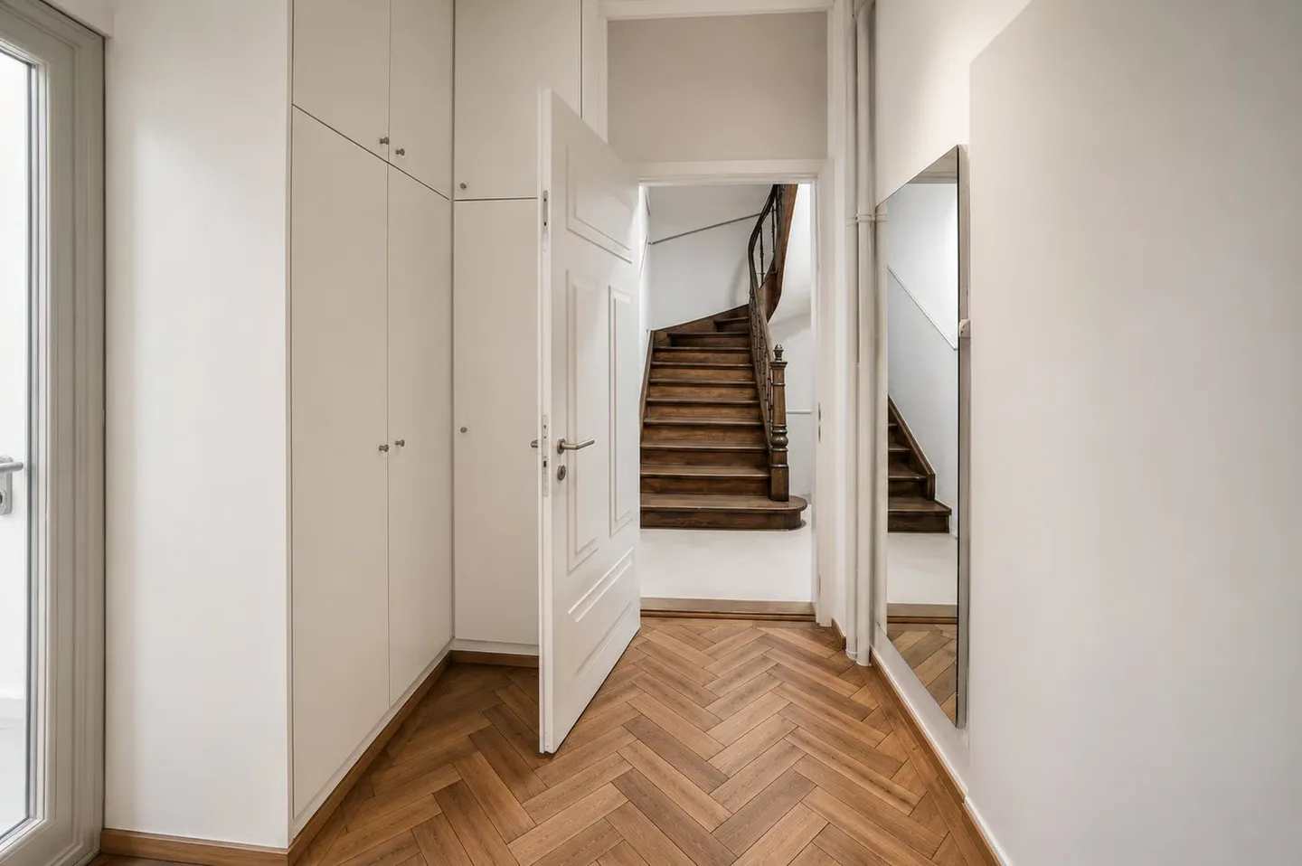 Vielseitig nutzbarer Gewerberaum im charmanten Altbau – Zürich Seefeld - Photo 4 of 7