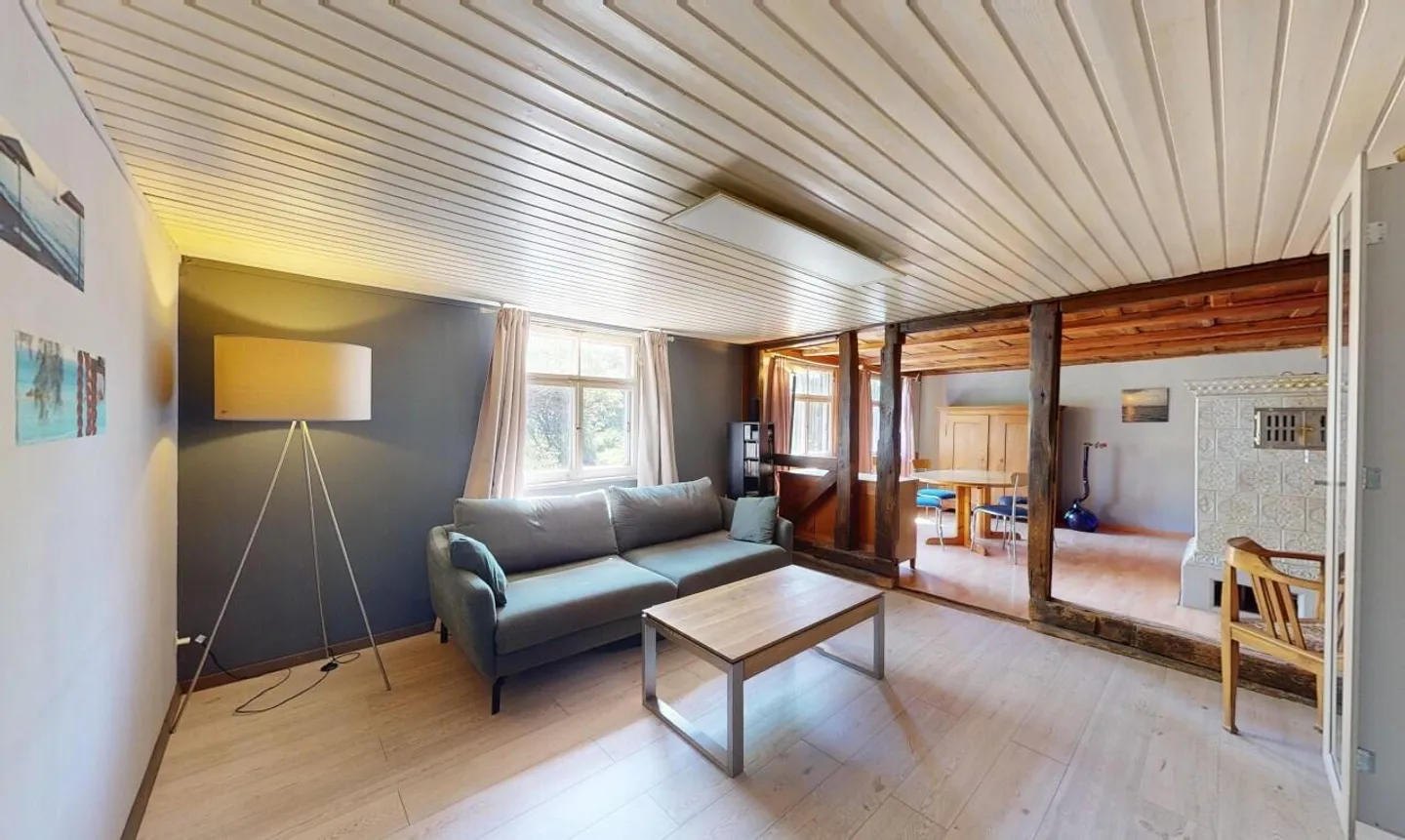 Charmante maison individuelle de 5 pièces dans un quartier résidentiel calme - Photo 4 sur 13