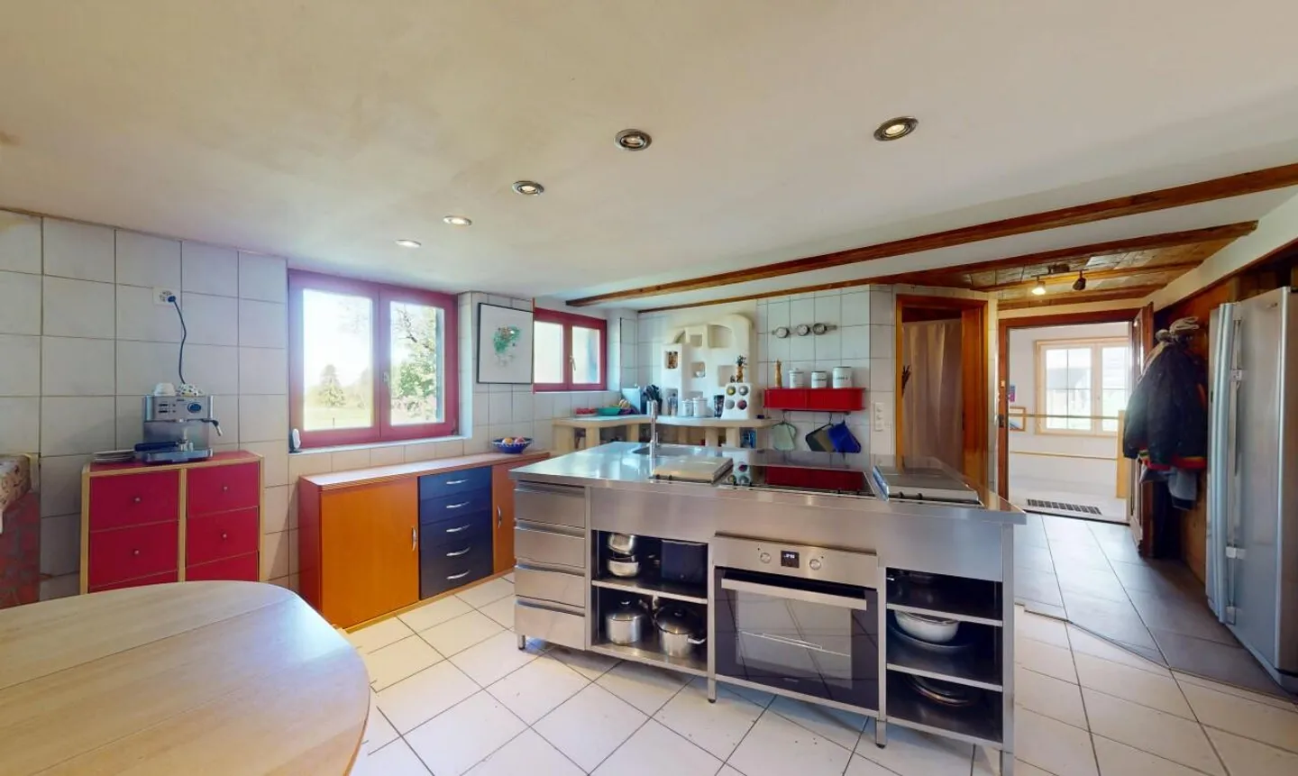 Charmante maison individuelle de 5 pièces dans un quartier résidentiel calme - Photo 5 sur 13