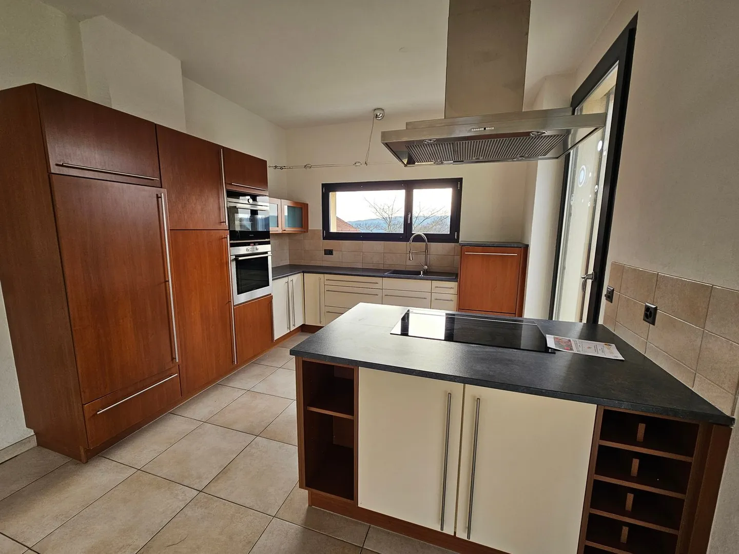 Single-family house - Photo 4 of 9