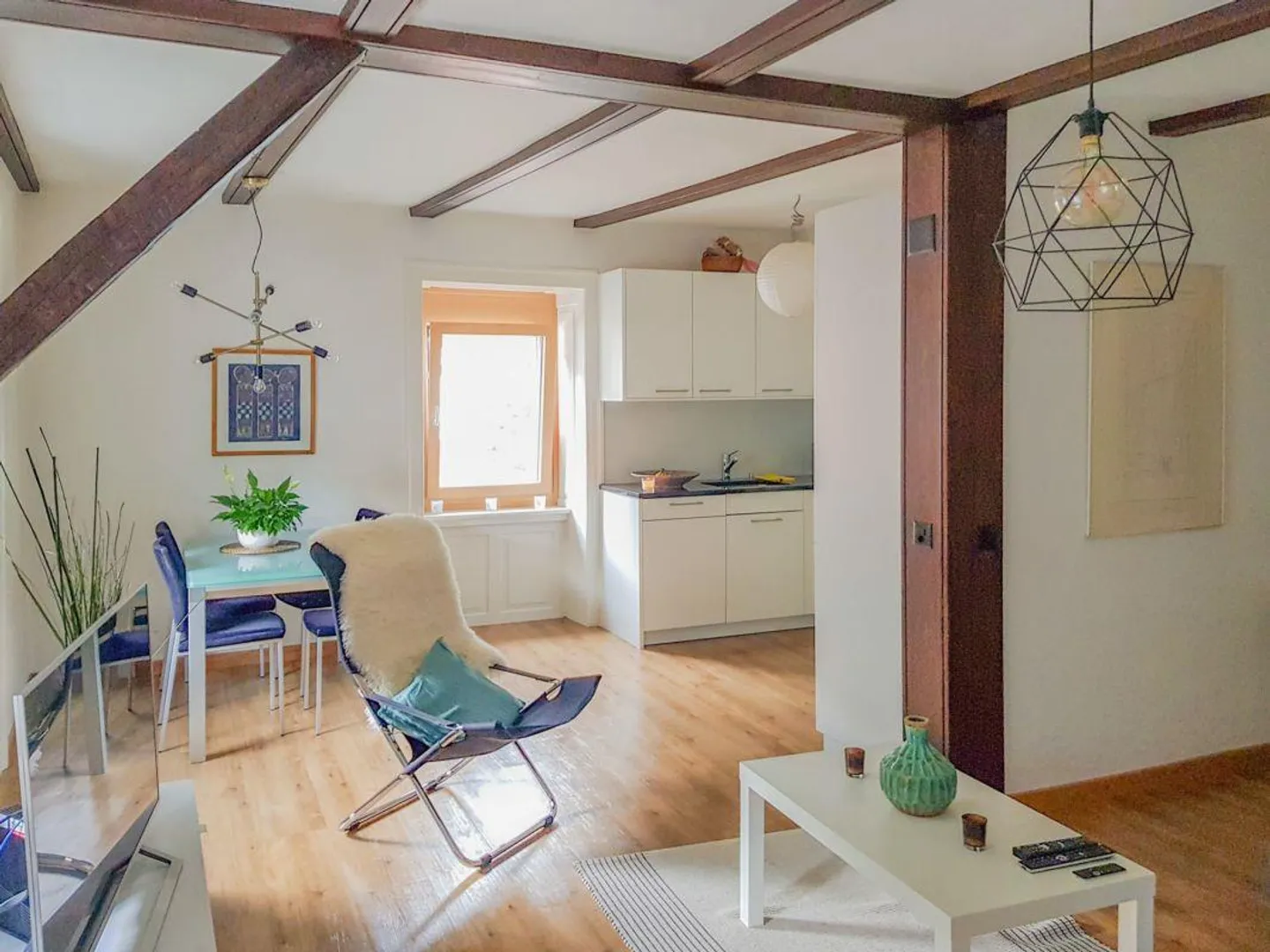 Renovated attic apartment in the heart of Bad Ragaz - Photo 4 of 11