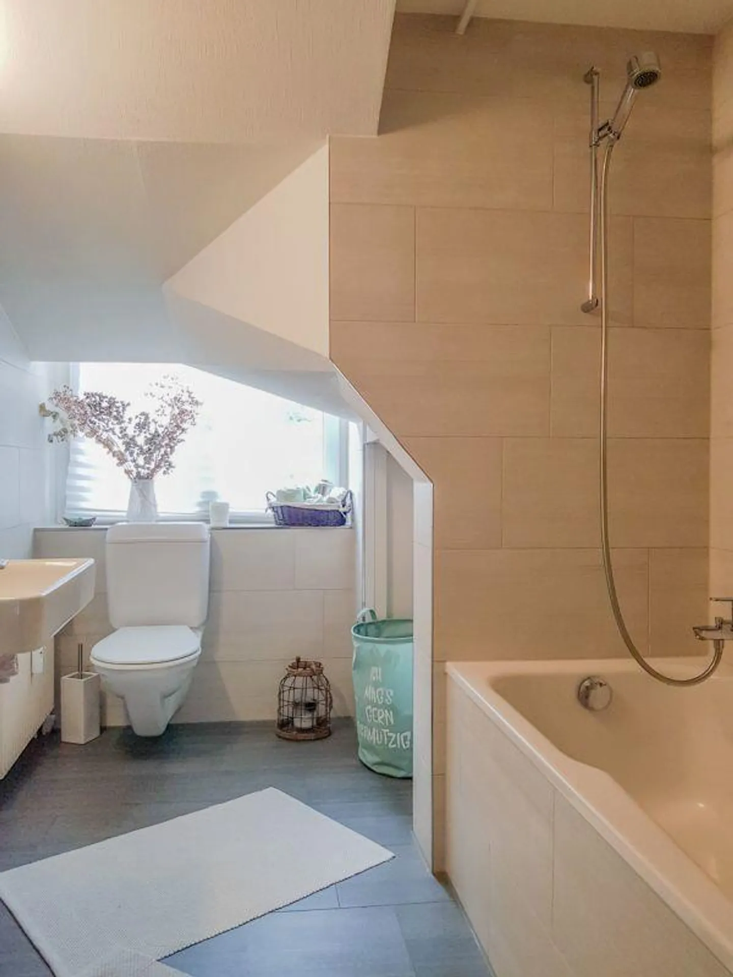 Renovated attic apartment in the heart of Bad Ragaz - Photo 8 of 11