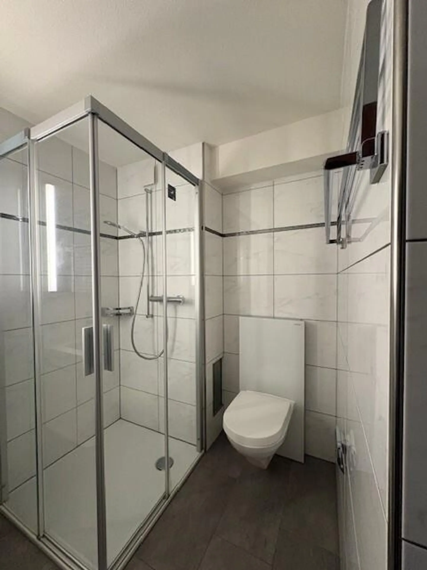 Charmante Wohnung mit Aussicht - Foto 2 von 6