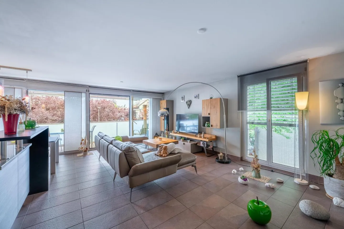 Bellissimo appartamento di 4,5 stanze con grande balcone, a due passi dal centro città, Rue Saint-Georges - Foto 2 di 13