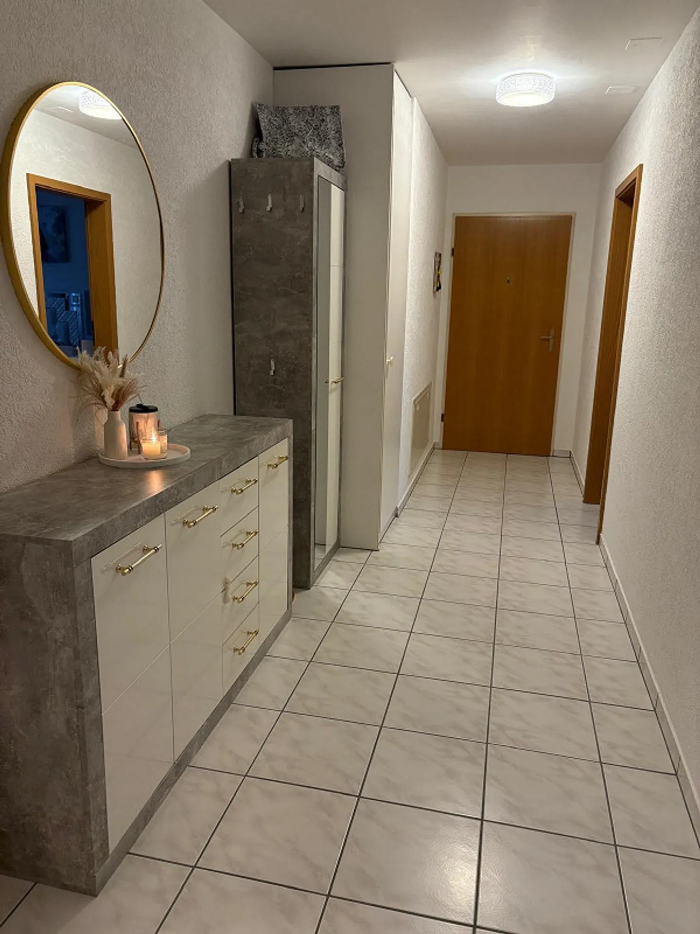 Appartement spacieux 4,5 pièces - Photo 1 sur 9