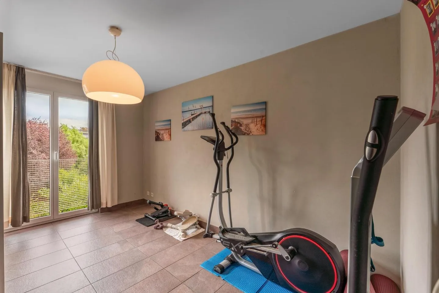 Bellissimo appartamento di 4,5 stanze con grande balcone, a due passi dal centro città, Rue Saint-Georges - Foto 7 di 13
