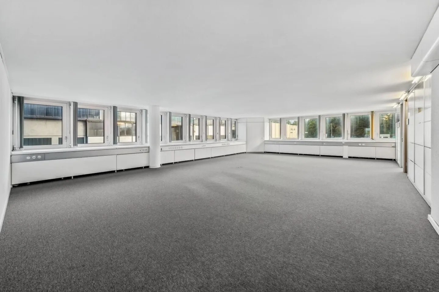 Zu ergreifen! Wunderschönes modulares Büro im Herzen von Crissier! - Foto 3 von 11