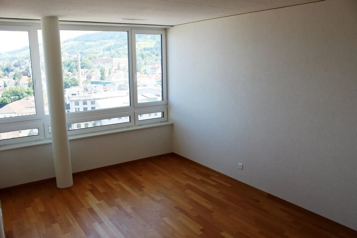 Living with a magnificent view! - Photo 4 of 4