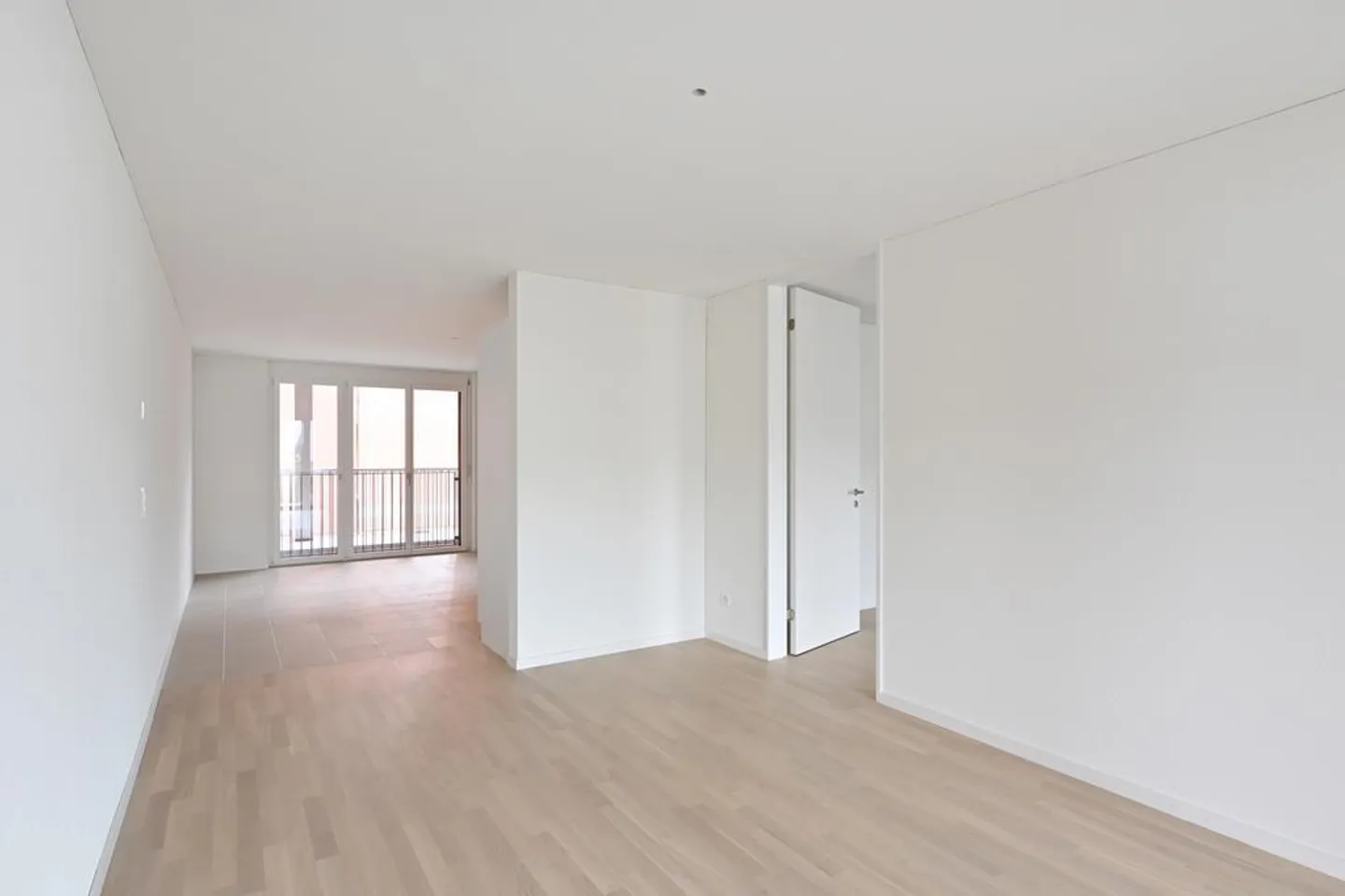 Moderne 2.5-Zimmerwohnung - Foto 5 von 9