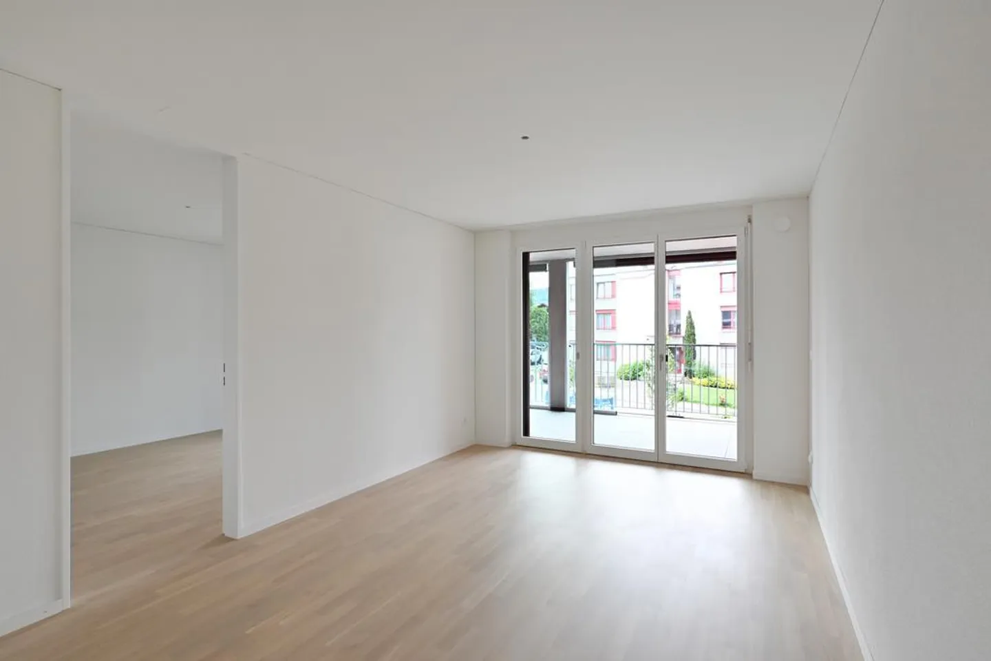 Moderne 2.5-Zimmerwohnung - Foto 6 von 9
