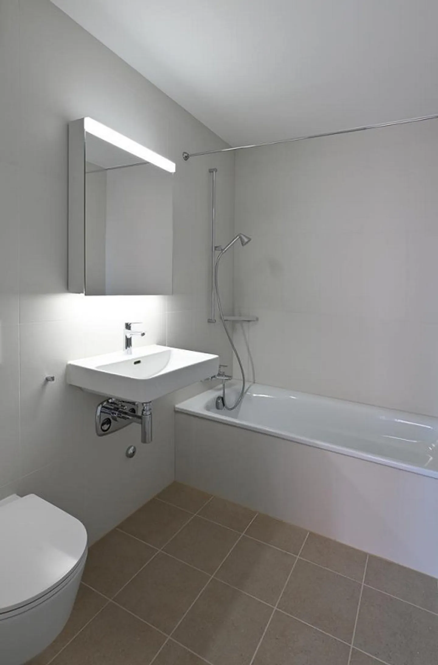 Moderne 2.5-Zimmerwohnung - Foto 4 von 9