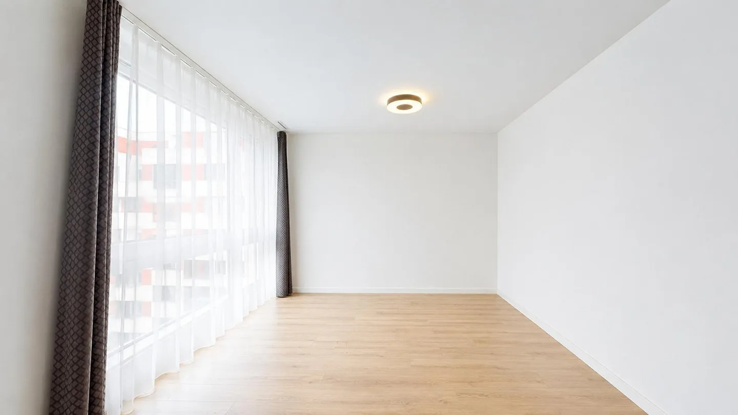 Moderne Wohnung mit Balkonen - Foto 4 von 10