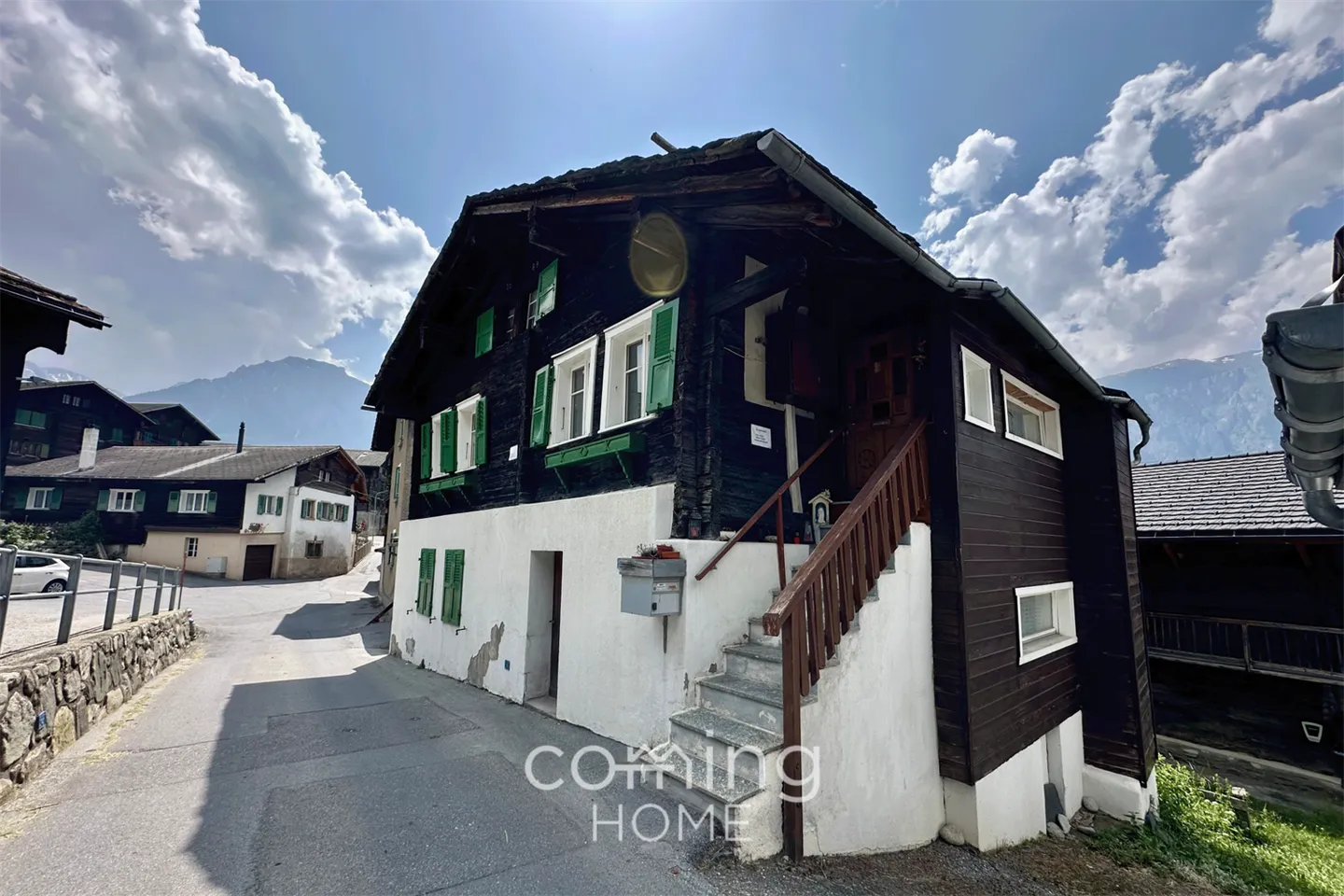 Chalet in Termen - with traditional charm, view and great renovation potential - Photo 3 of 13