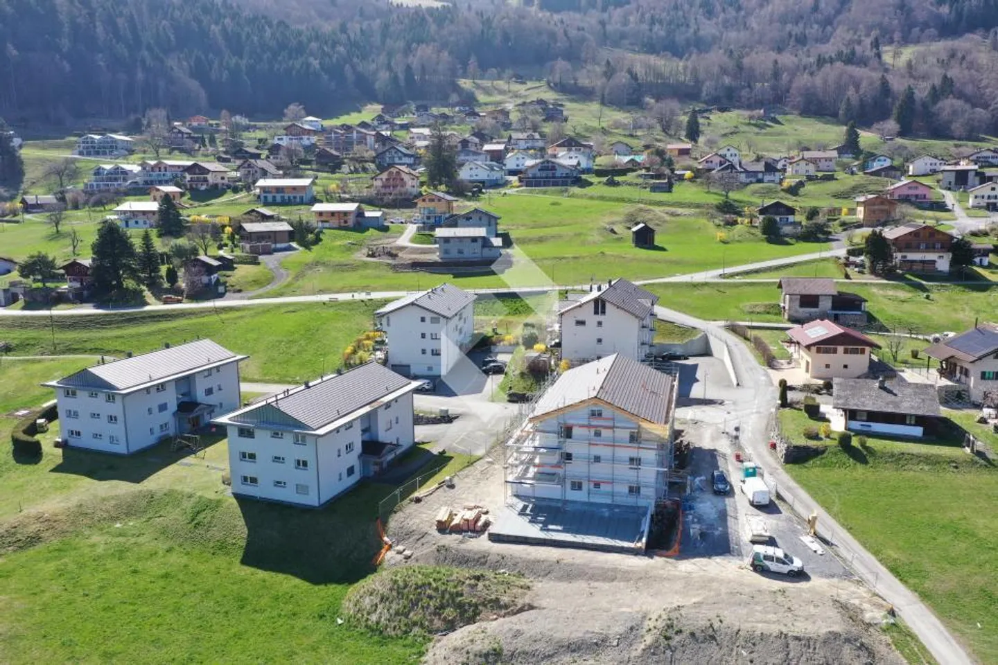 Orientamento Sud-Est e vista panoramica al 1° piano! - Foto 4 di 7