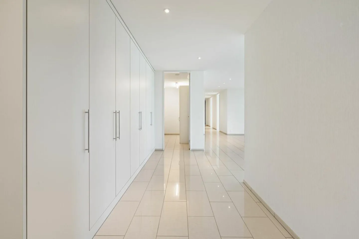 Appartement terrasse exclusif de 4,5 pièces avec belle vue - Photo 6 sur 30