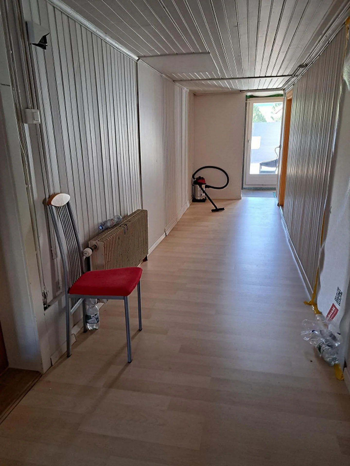 10-Zimmer-Haus mit bewilligtem Umbauprojekt in Mosnang - Foto 5 von 9