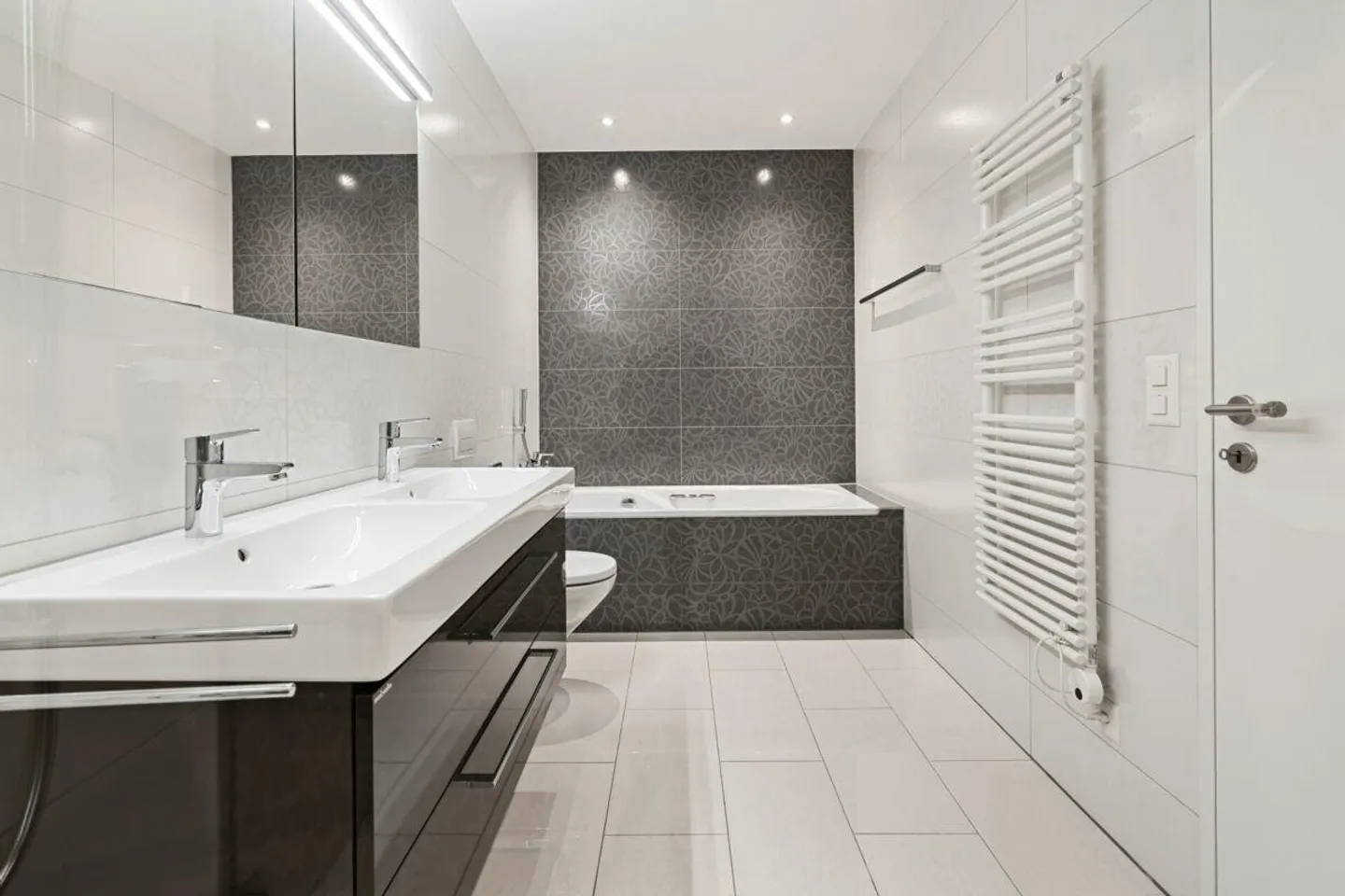 Appartement terrasse exclusif de 4,5 pièces avec belle vue - Photo 18 sur 30