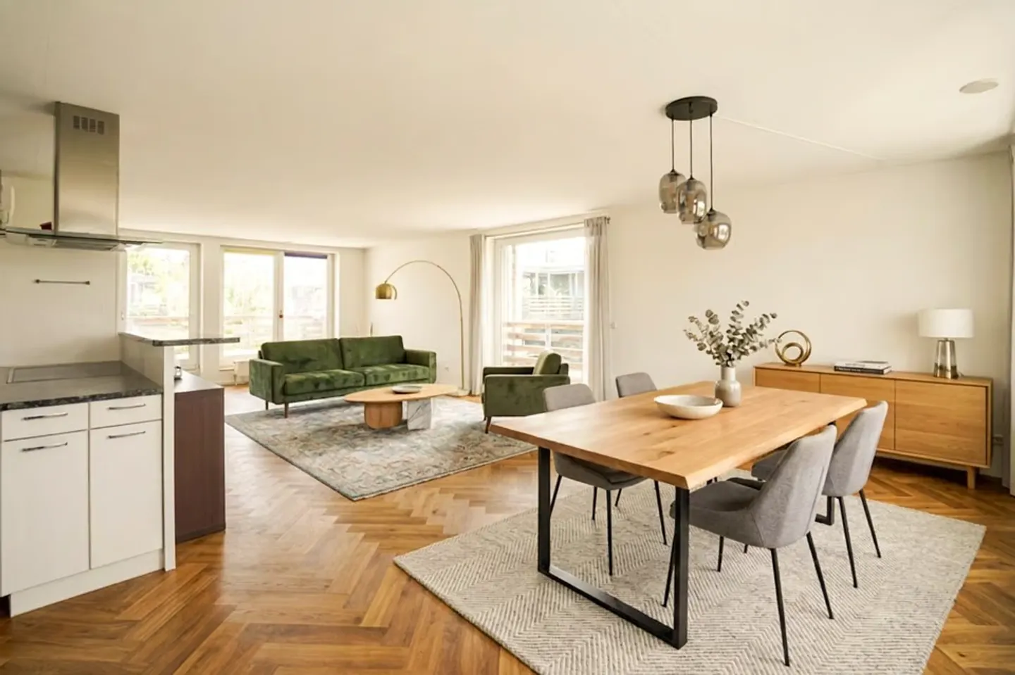 Grosse 4½- Zimmer Attika / Loft - Foto 3 di 13