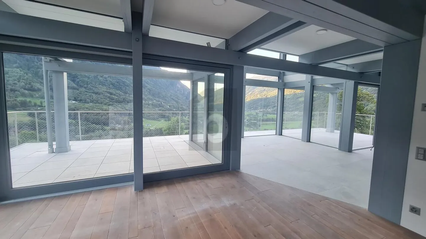 Villa Elegante con Vista Mozzafiato - Foto 5 di 6