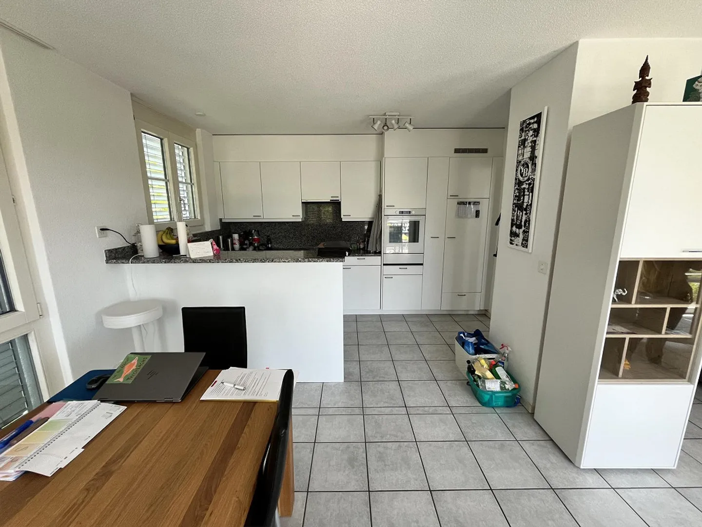 Bell'appartamento di 3 ½ stanze in una posizione idilliaca - Foto 4 di 13