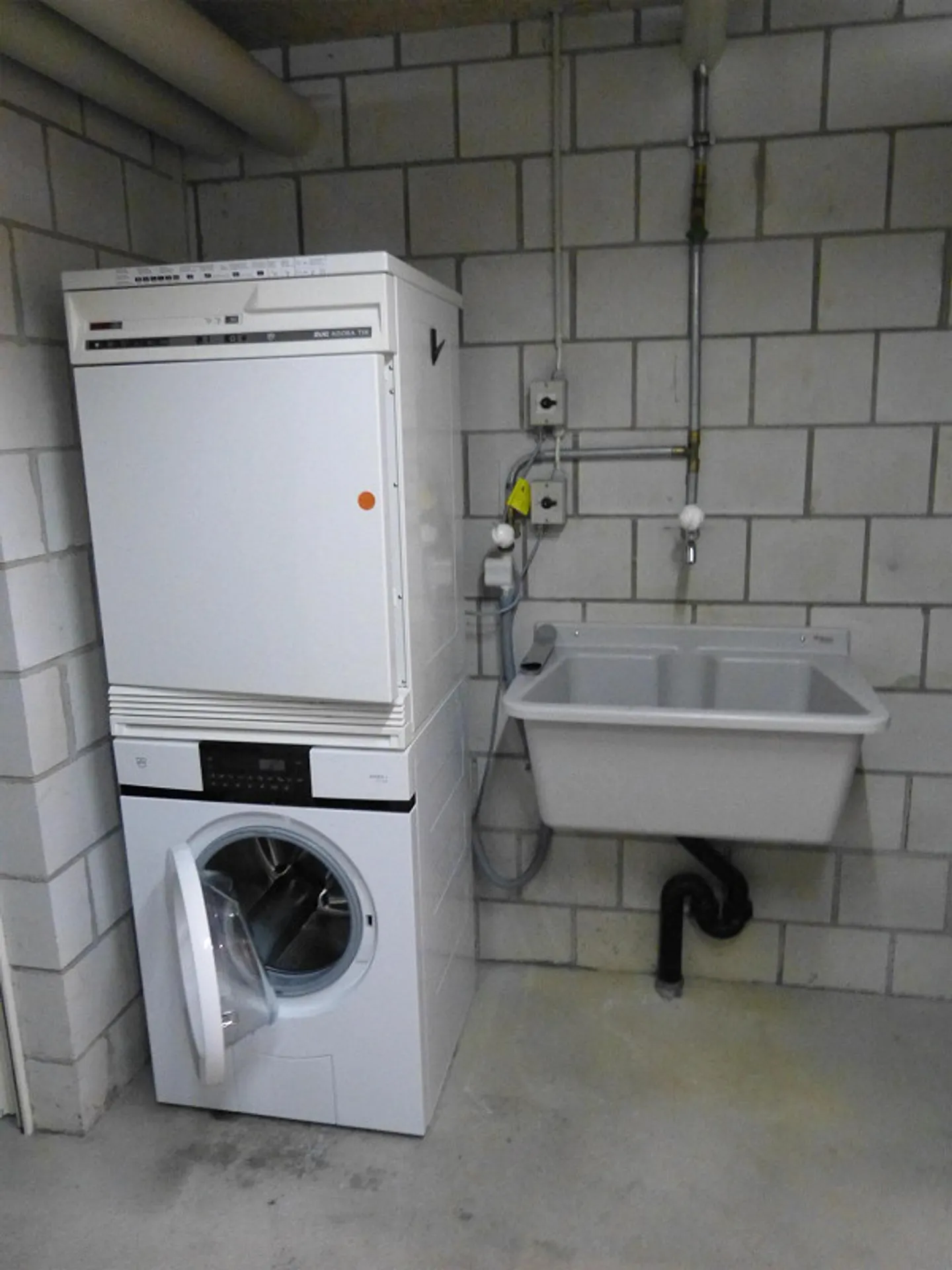 Bell'appartamento di 3 ½ stanze in una posizione idilliaca - Foto 12 di 13