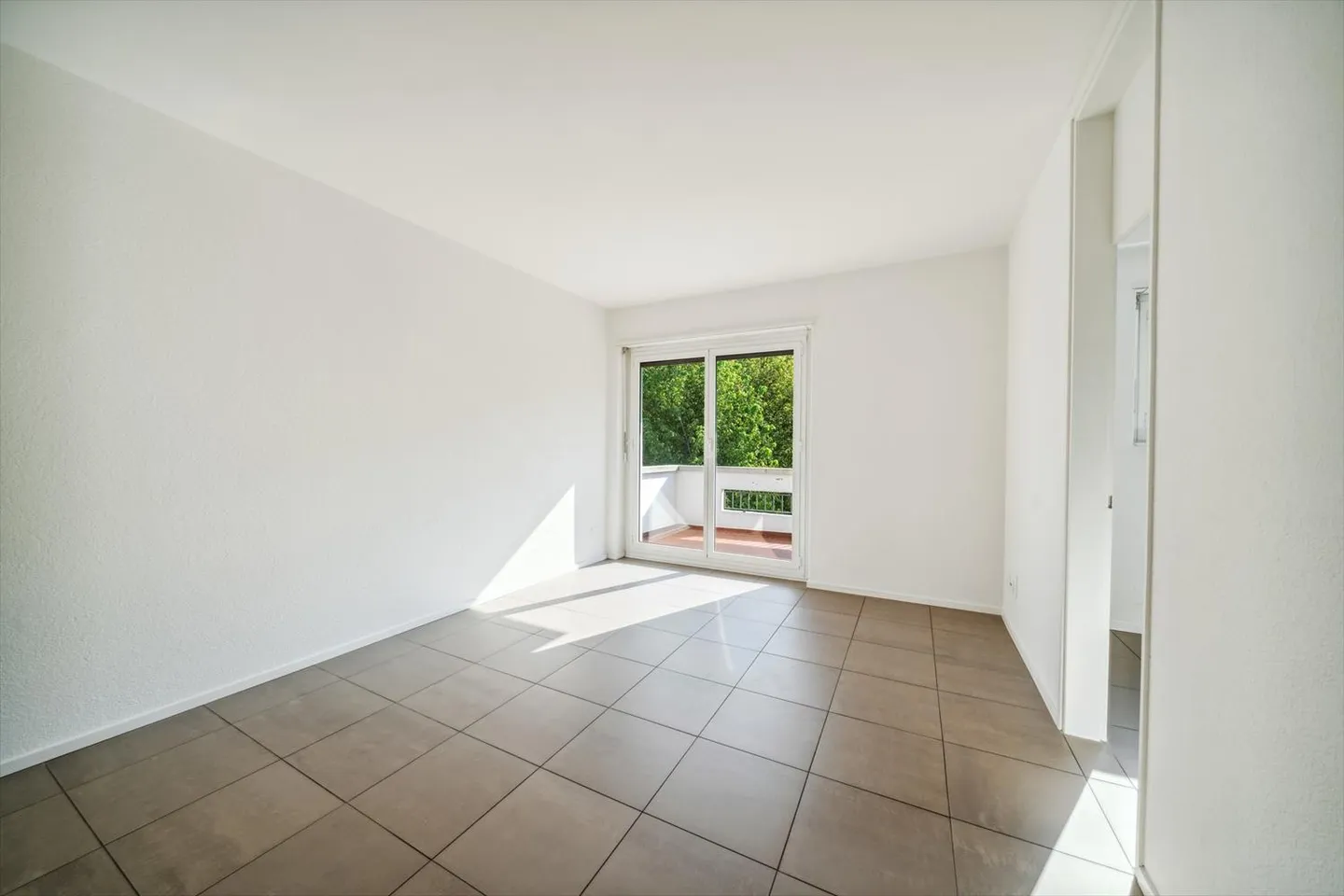 1.5 Room Apartment - Photo 4 of 5