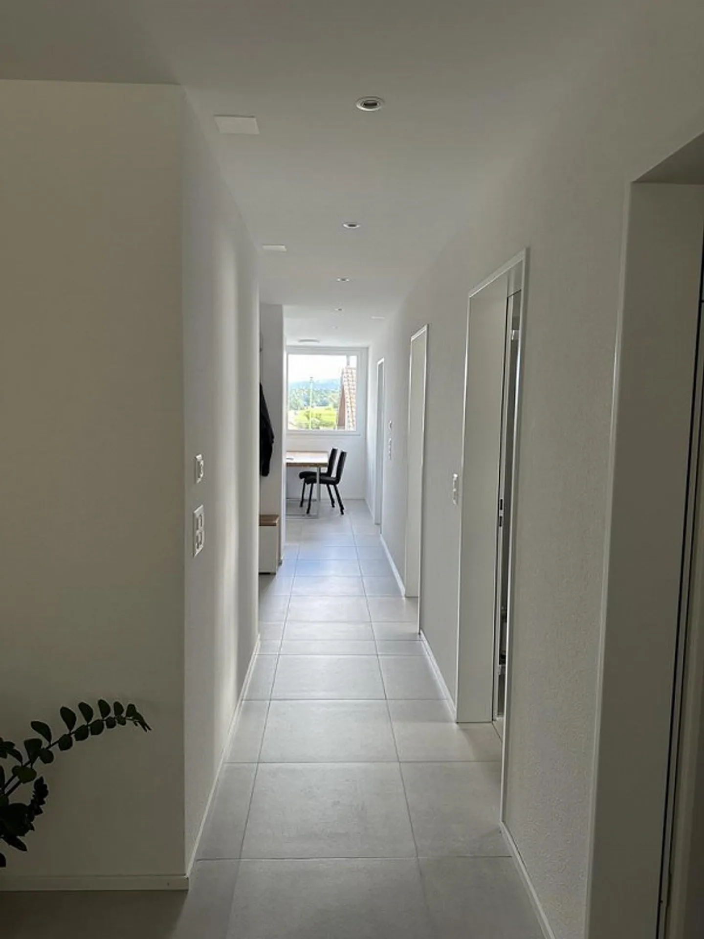 Modern apartment with great view - Photo 4 of 12