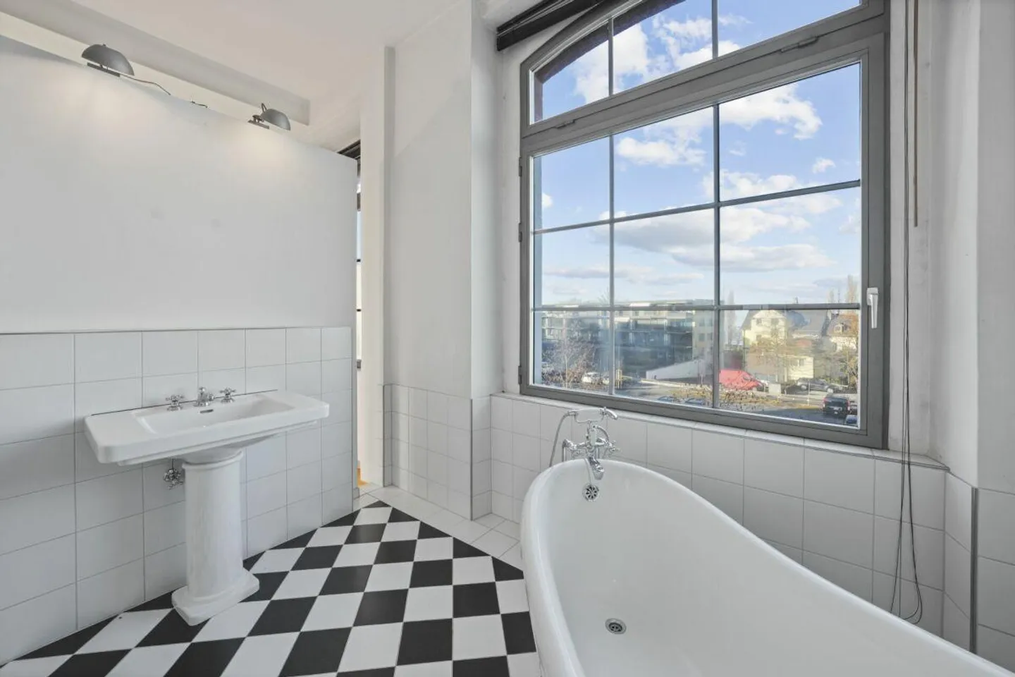 Loft historique unique avec vue sur le lac et beaucoup d'espace pour... - Photo 27 sur 30