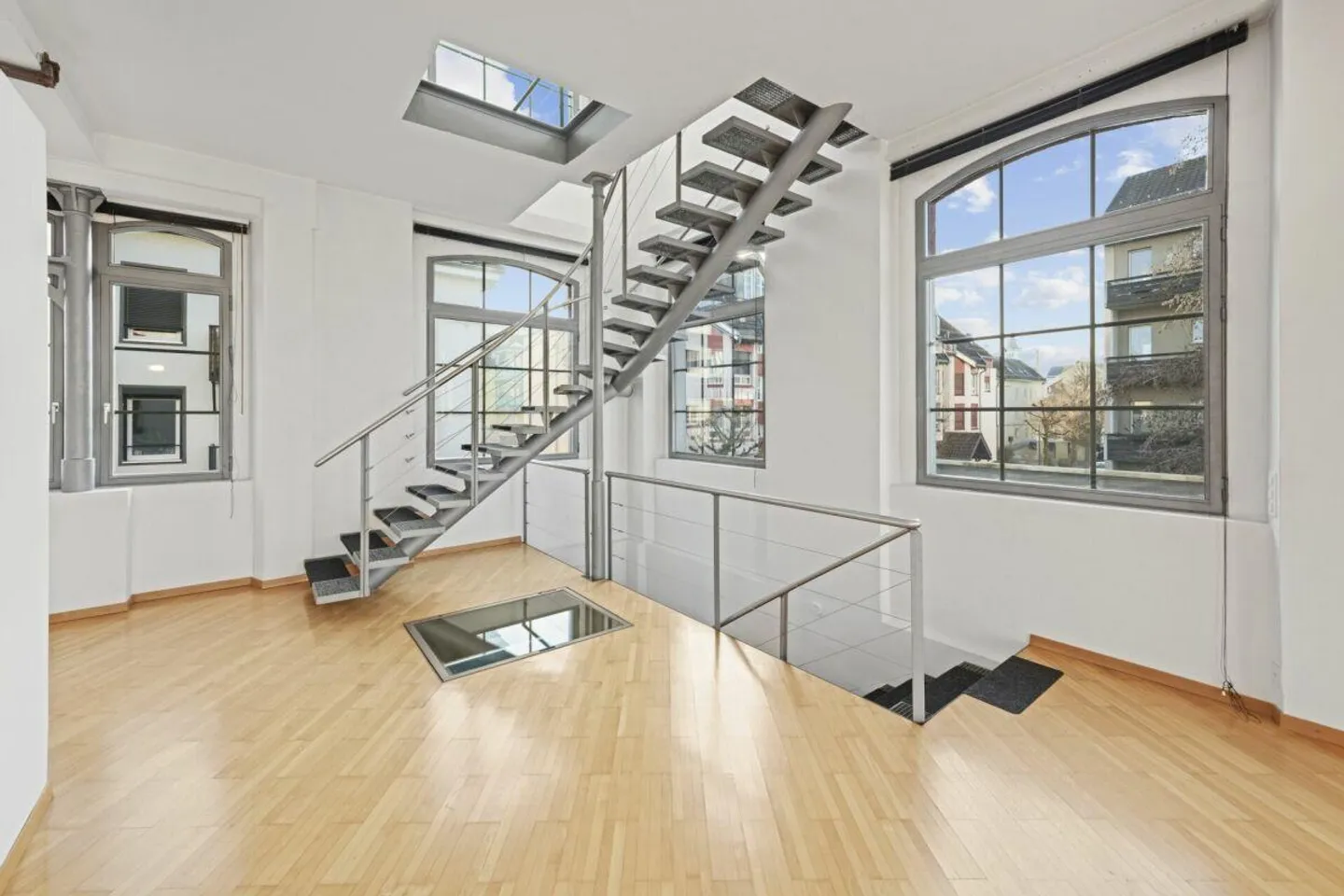 Loft historique unique avec vue sur le lac et beaucoup d'espace pour... - Photo 24 sur 30