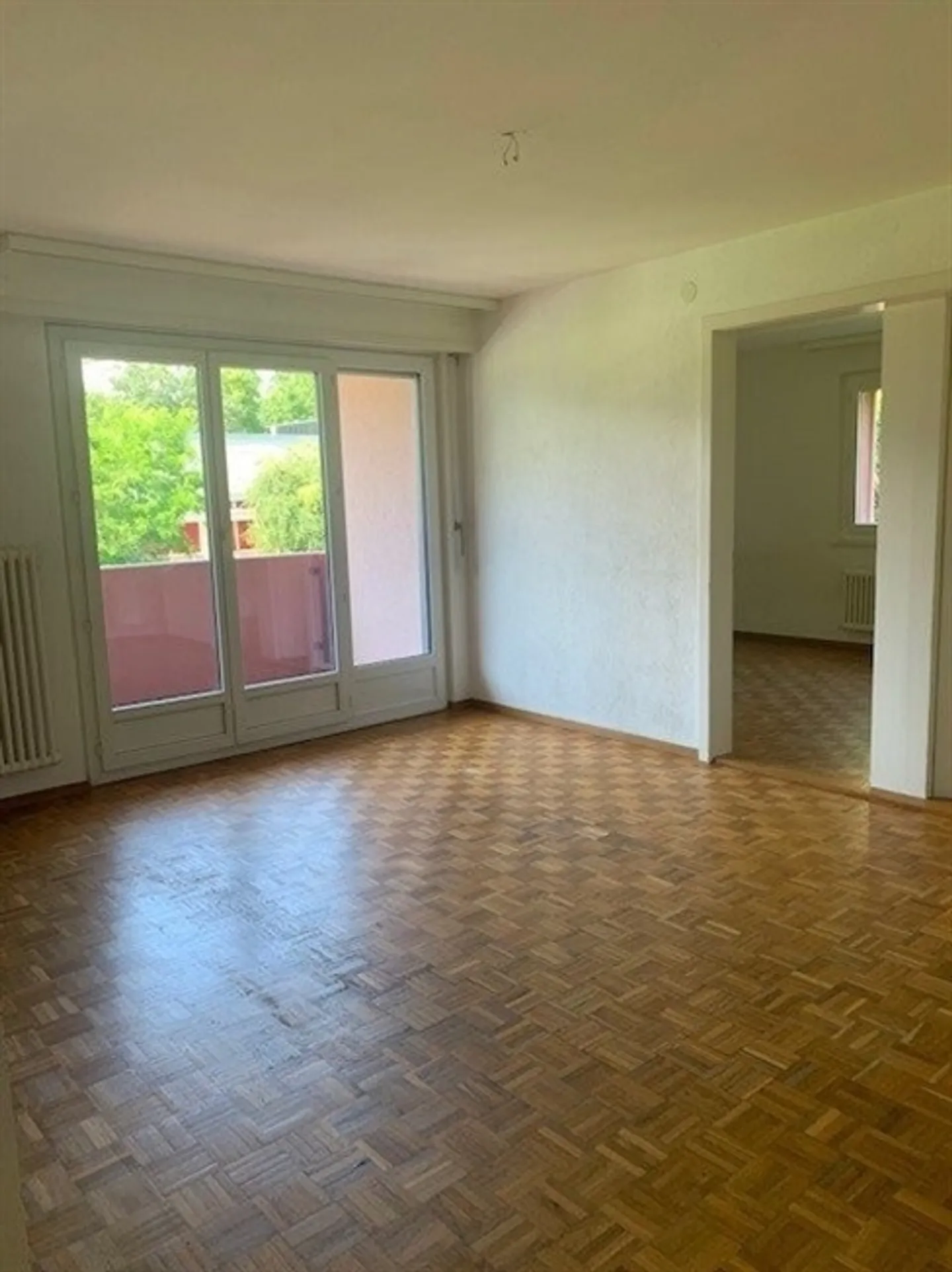 Bella appartamento ristrutturato di 4 stanze a Orbe - Foto 4 di 9