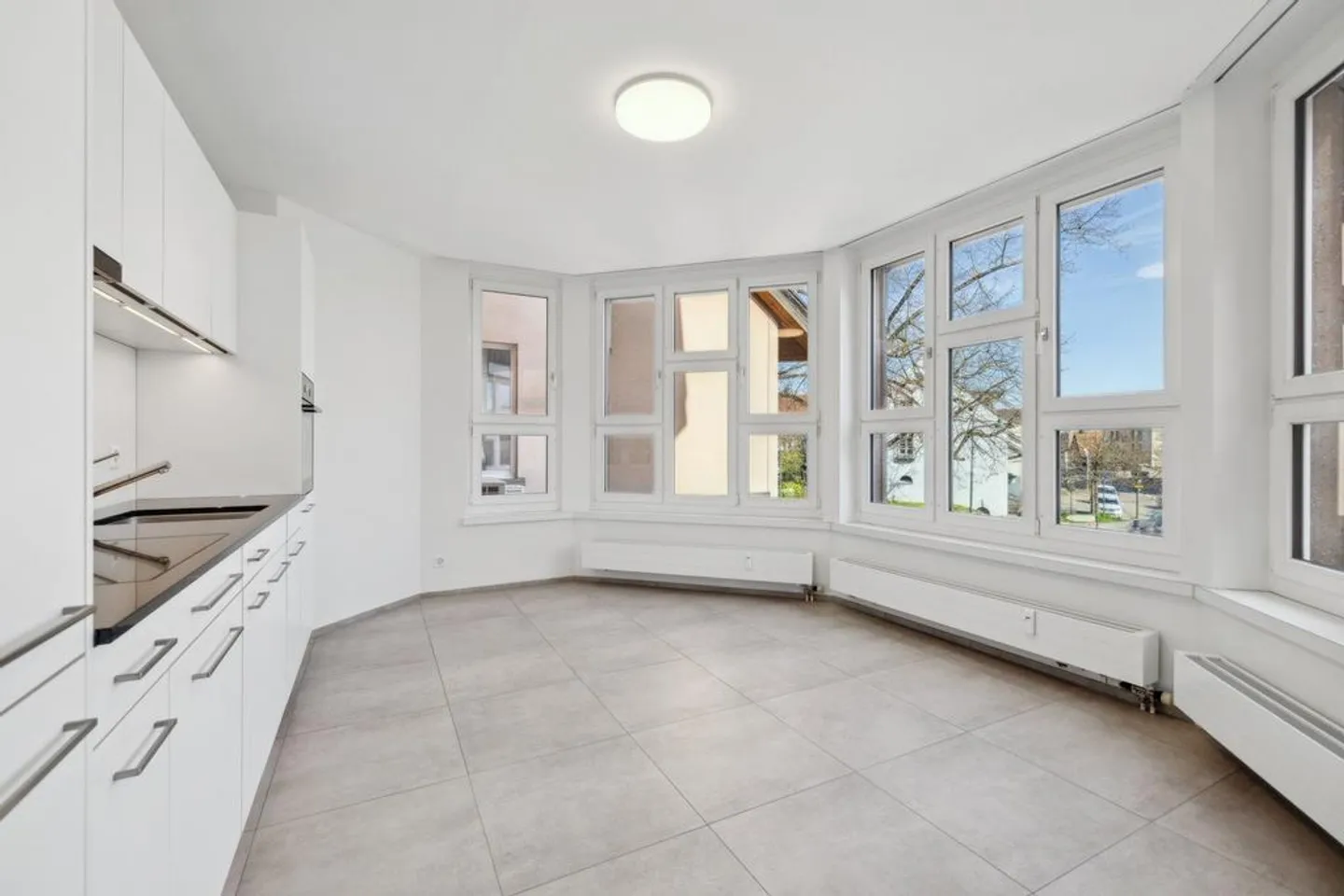 Moderne Wohnung in Therwil - Foto 4 von 11